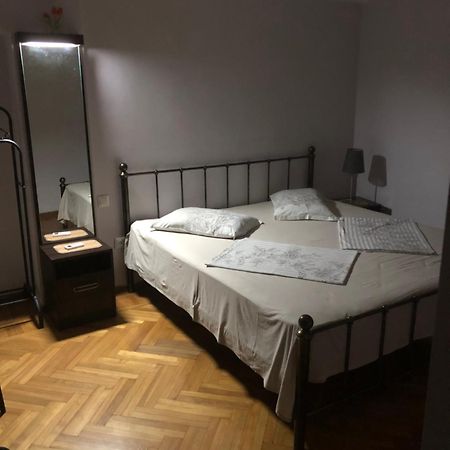 Cozy Guest House In Old Μπατούμι Εξωτερικό φωτογραφία