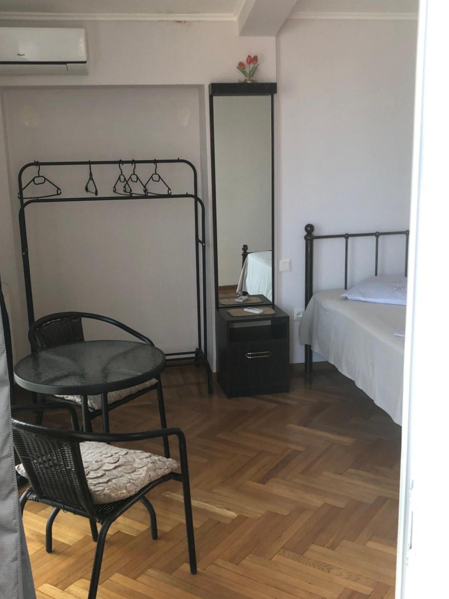 Cozy Guest House In Old Μπατούμι Εξωτερικό φωτογραφία