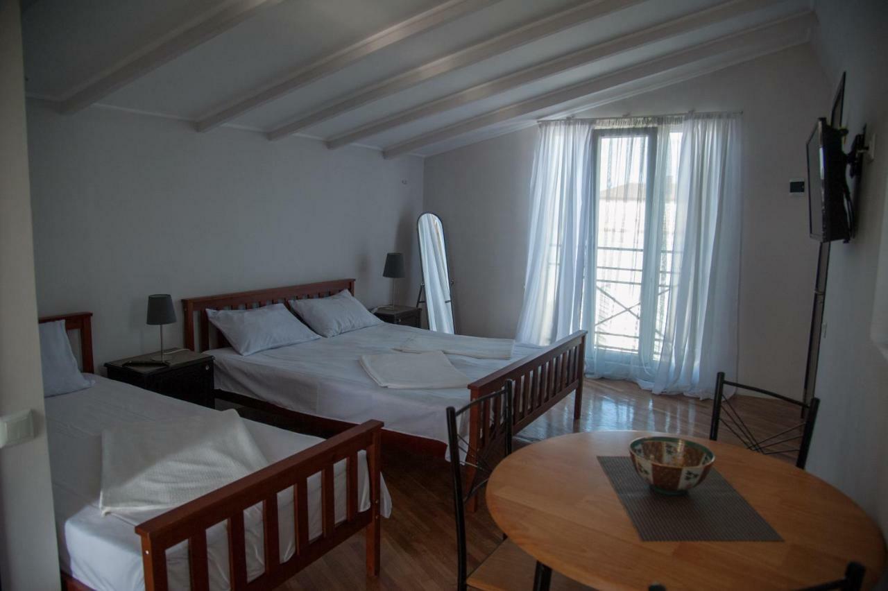 Cozy Guest House In Old Μπατούμι Εξωτερικό φωτογραφία