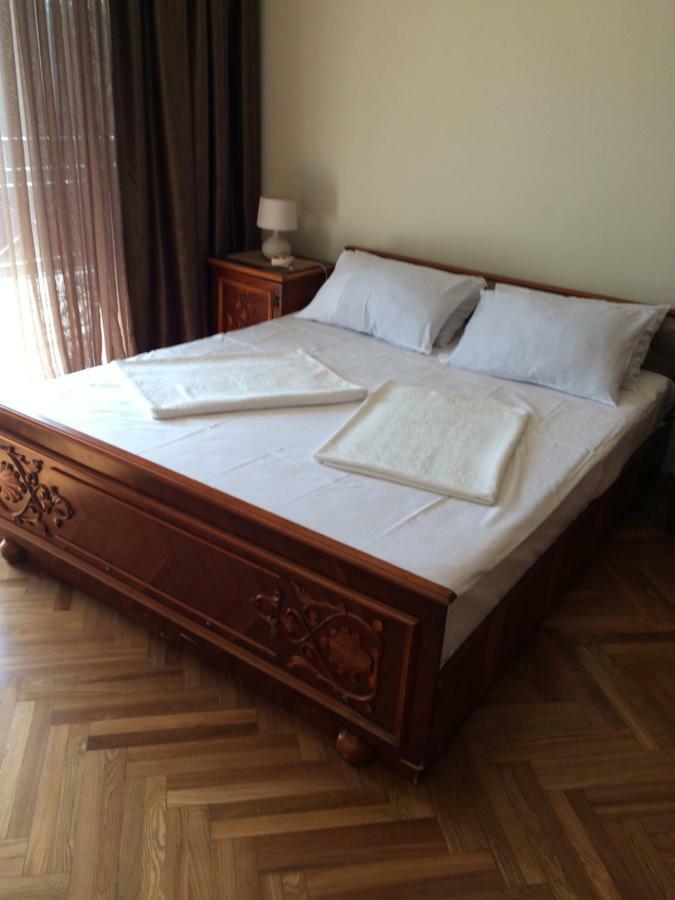 Cozy Guest House In Old Μπατούμι Εξωτερικό φωτογραφία